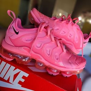 Nike Air VaporMax Plus "Sunset Pulse" Women's Shoe